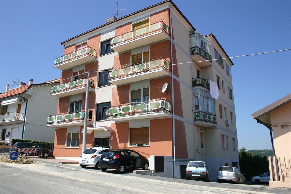 Appartamento Via Ettore Ianni S. Anna quadrilocale 105mq