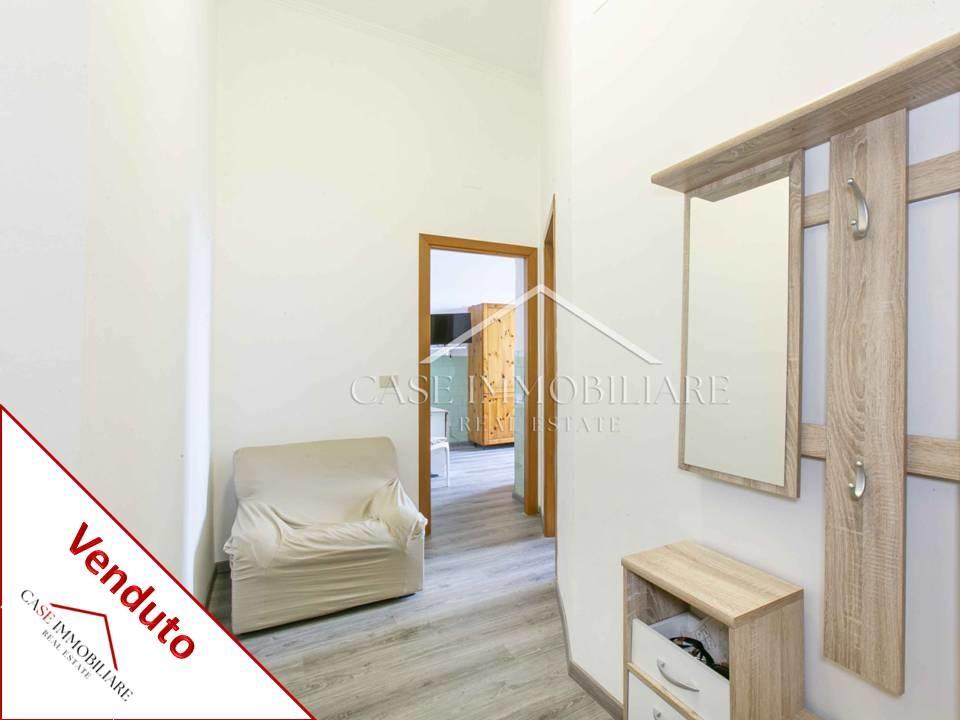 Sale Two rooms, Roma foto