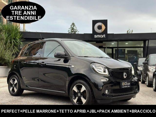 SMART ForFour 90 PERFECT TWINAMIC INT.PELLE+TETTO APRIBILE+JBL Benzina