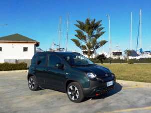FIAT Panda Cross Elettrica/Benzina 2023 usata, Lecce