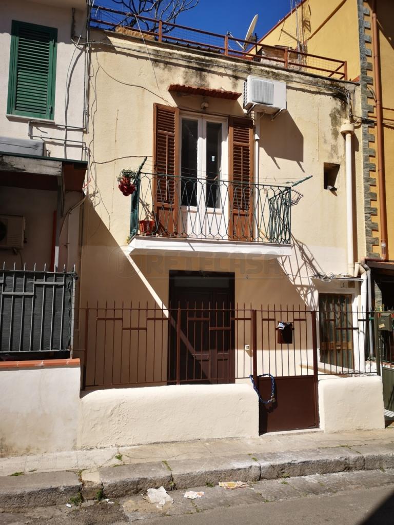 Verkoop Twee kamers, Palermo foto