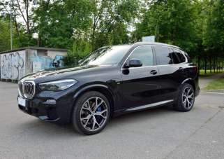 BMW X5 Elettrica/Benzina 2021 usata