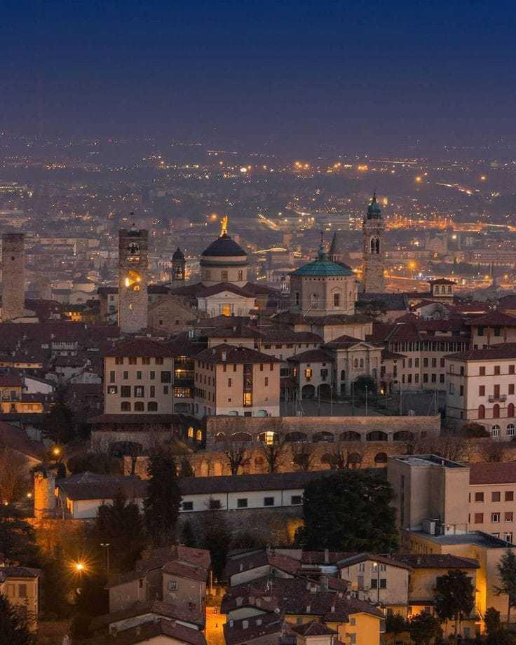 Verkauf Zwei zimmer, Bergamo foto