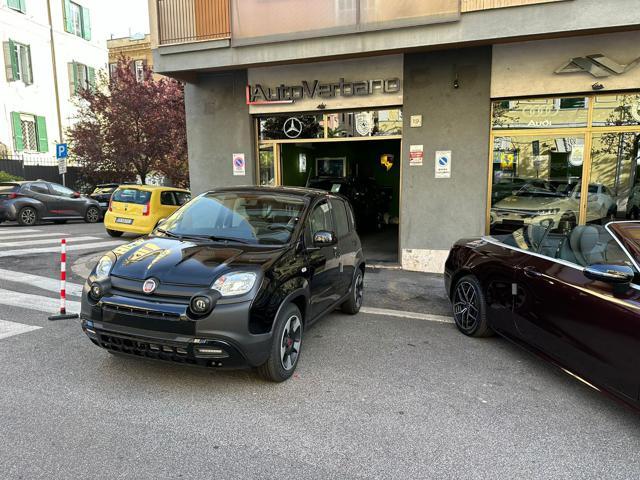 FIAT Panda Elettrica/Benzina 2023 usata, Roma foto
