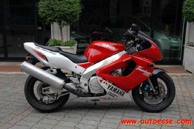 MOTOS-BIKES Yamaha Thunderace 1000 EX UP Benzina