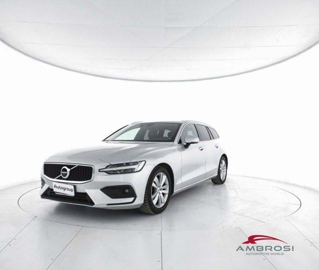 VOLVO V60 D3 AWD Geartronic Business Plus - AUTOCARRO N1 Diesel
