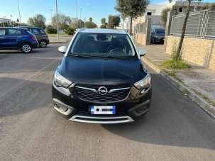 OPEL Crossland X Benzina 2019 usata, Lecce