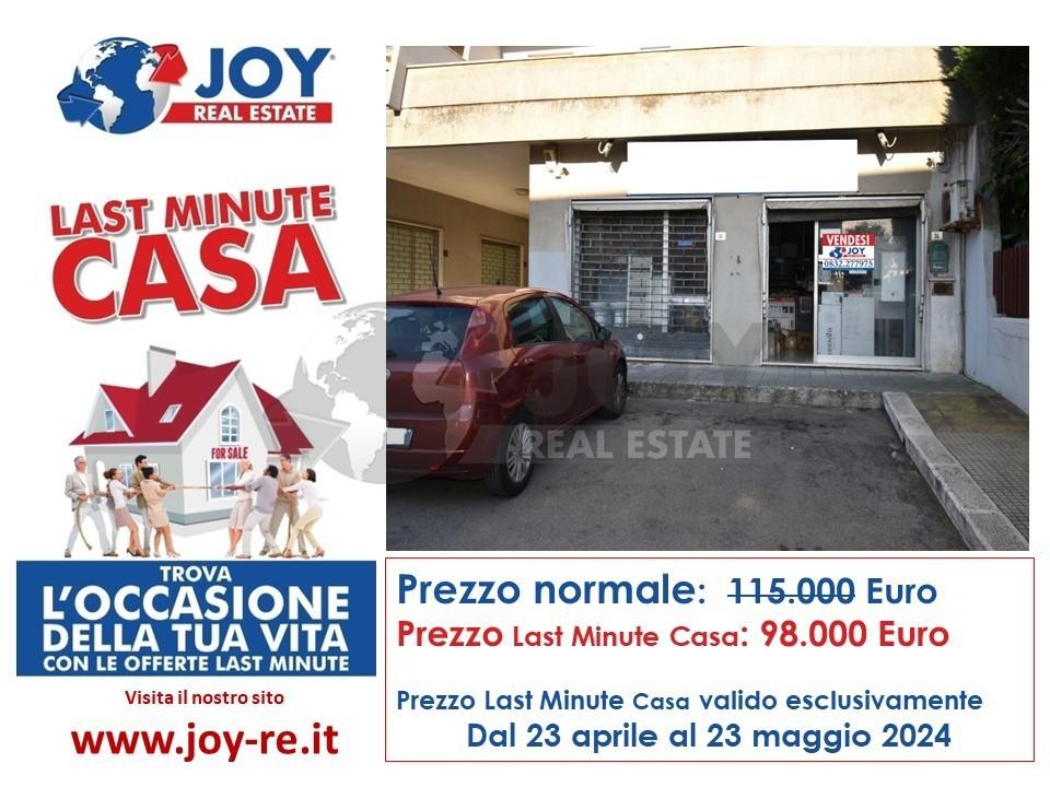 Via Adriatica 36 Centro città monolocale 105mq