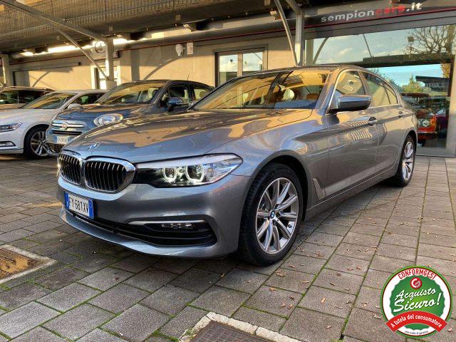BMW 520 Diesel 2019 usata, Novara foto
