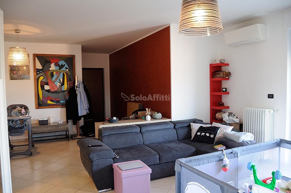Rent Two rooms, Settimo Torinese foto