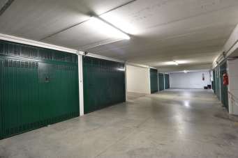 Mieten Garage , Genova