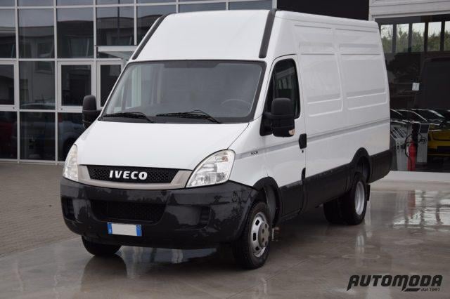 IVECO Daily Diesel 2010 usata, Firenze foto