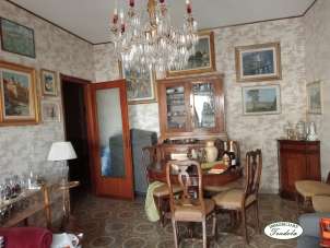Sale Four rooms, Carrara