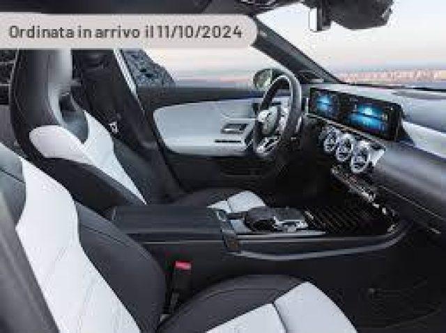 MERCEDES-BENZ A 200 Automatic AMG Line Premium Plus Elettrica/Benzina