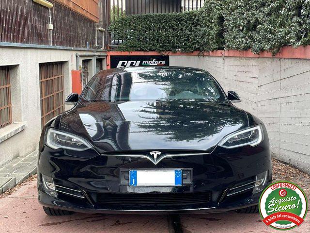 TESLA Model S Elettrica 2019 usata, Milano foto