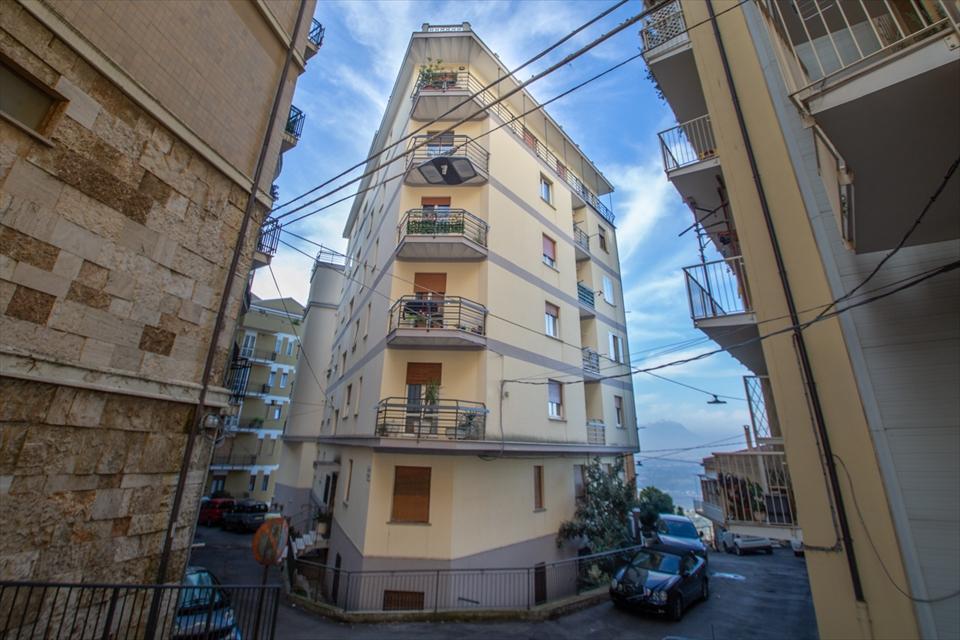 Appartamento Via Panfilo Serafini 2 Centro storico trilocale 106mq