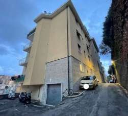 Vente Quatre chambres, Genova