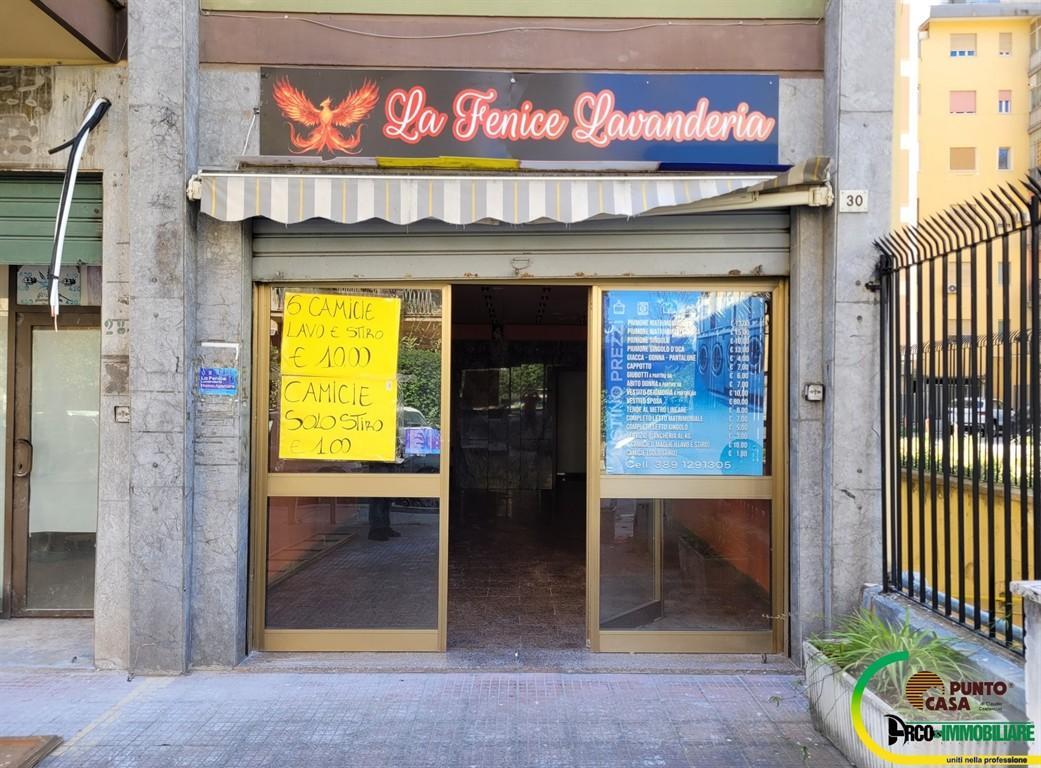 Aluguel Negozio, Palermo foto