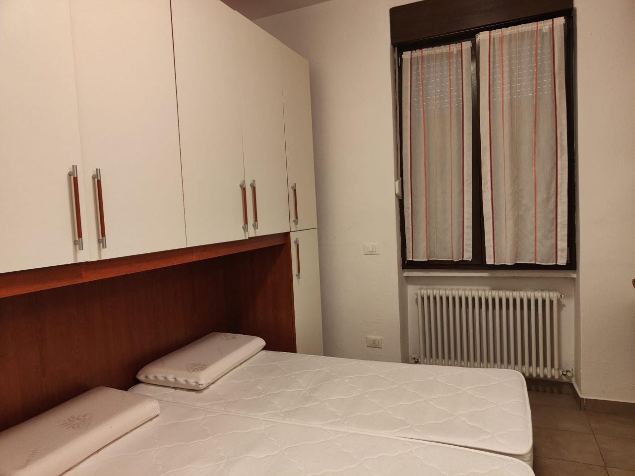 Rent Two rooms, Milano foto