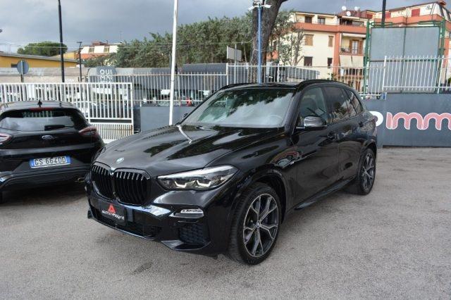 BMW X5 Diesel 2020 usata, Napoli foto