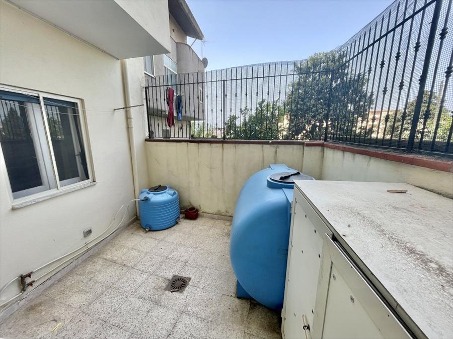 Appartamento via sbarre centrali Viale Calabria-Sbarre trilocale 80mq
