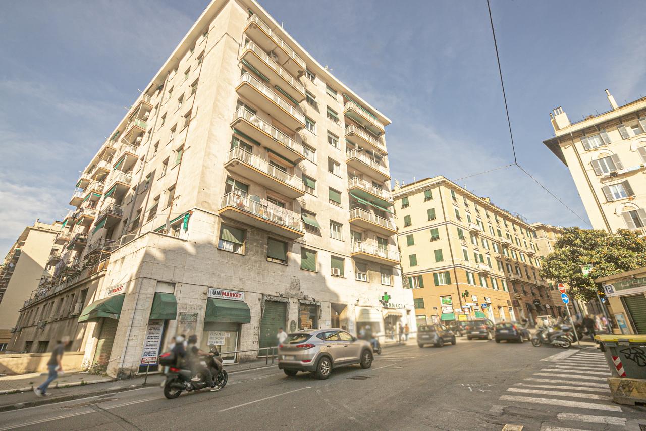 Sale Pentavani, Genova foto
