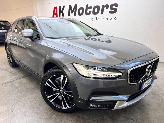 VOLVO V90 Cross Country D5 AWD Geartronic Pro Diesel