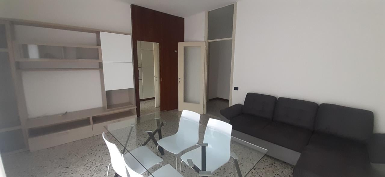 Rent Two rooms, Somma Lombardo foto