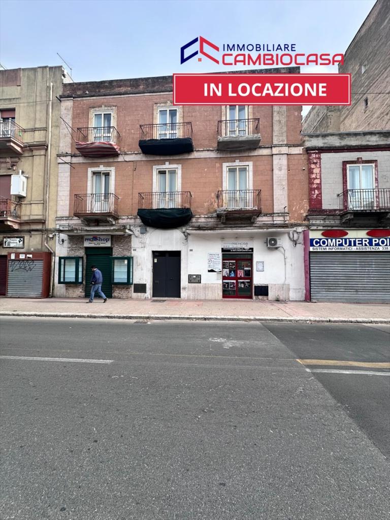 Rent Locale commerciale, Taranto foto