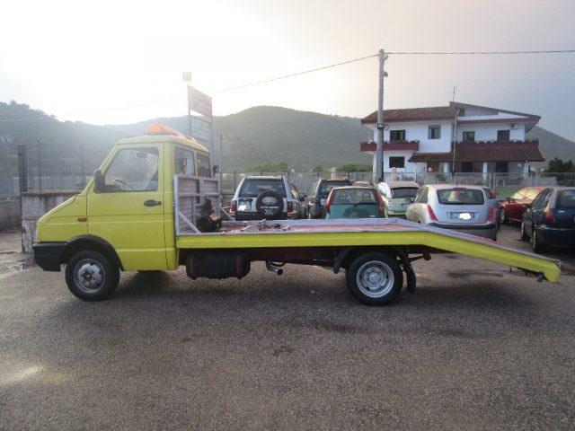 IVECO Daily 30.8 2.5 CARATREZO Diesel