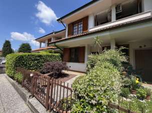 Verkauf Villa a schiera, Garbagnate Milanese
