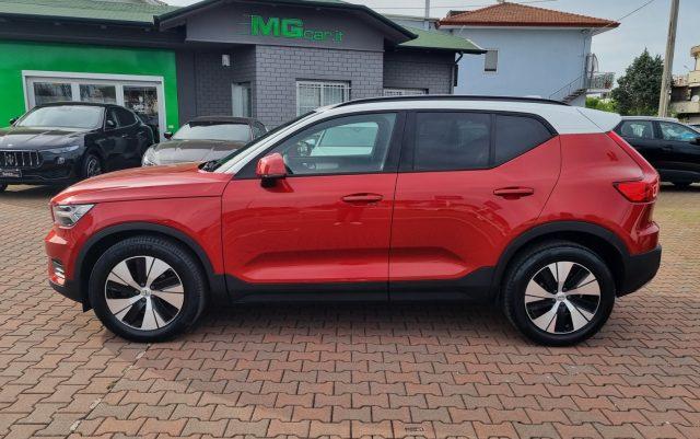 VOLVO XC40 D3 Geartronic Momentum TETTO APRIBILE PANORAMICO Diesel