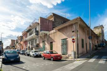 Vente Quatre chambres, Catania