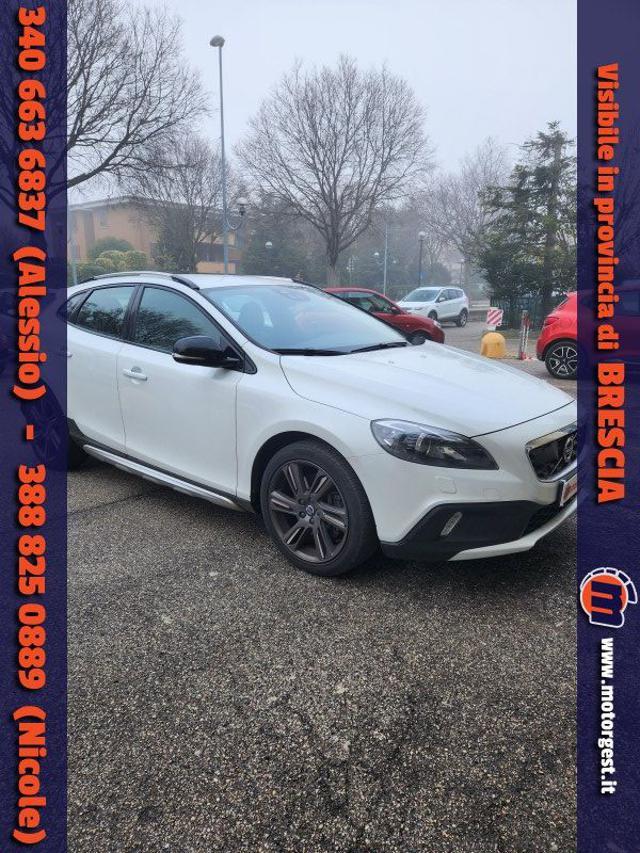 VOLVO V40 Cross Country D3 Geartronic Kinetic Diesel