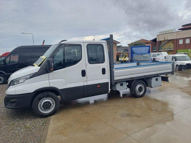 IVECO Daily Diesel 2021 usata foto