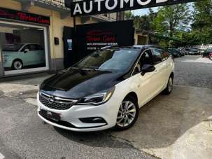 OPEL Astra Benzina 2017 usata