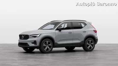 VOLVO XC40 Elettrica/Benzina usata, Varese