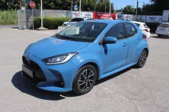 TOYOTA Yaris Elettrica/Benzina 2020 usata