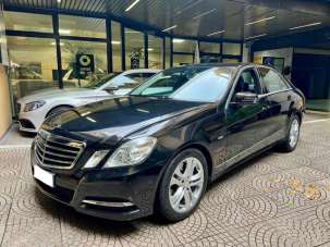 MERCEDES-BENZ E 250 Diesel 2011 usata, Milano