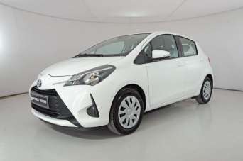 TOYOTA Yaris Benzina 2021 usata, Milano