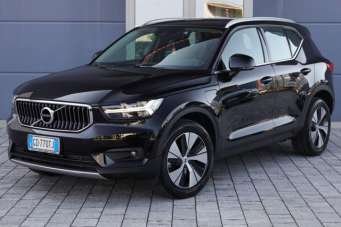 VOLVO XC40 Elettrica/Benzina 2020 usata, Piacenza