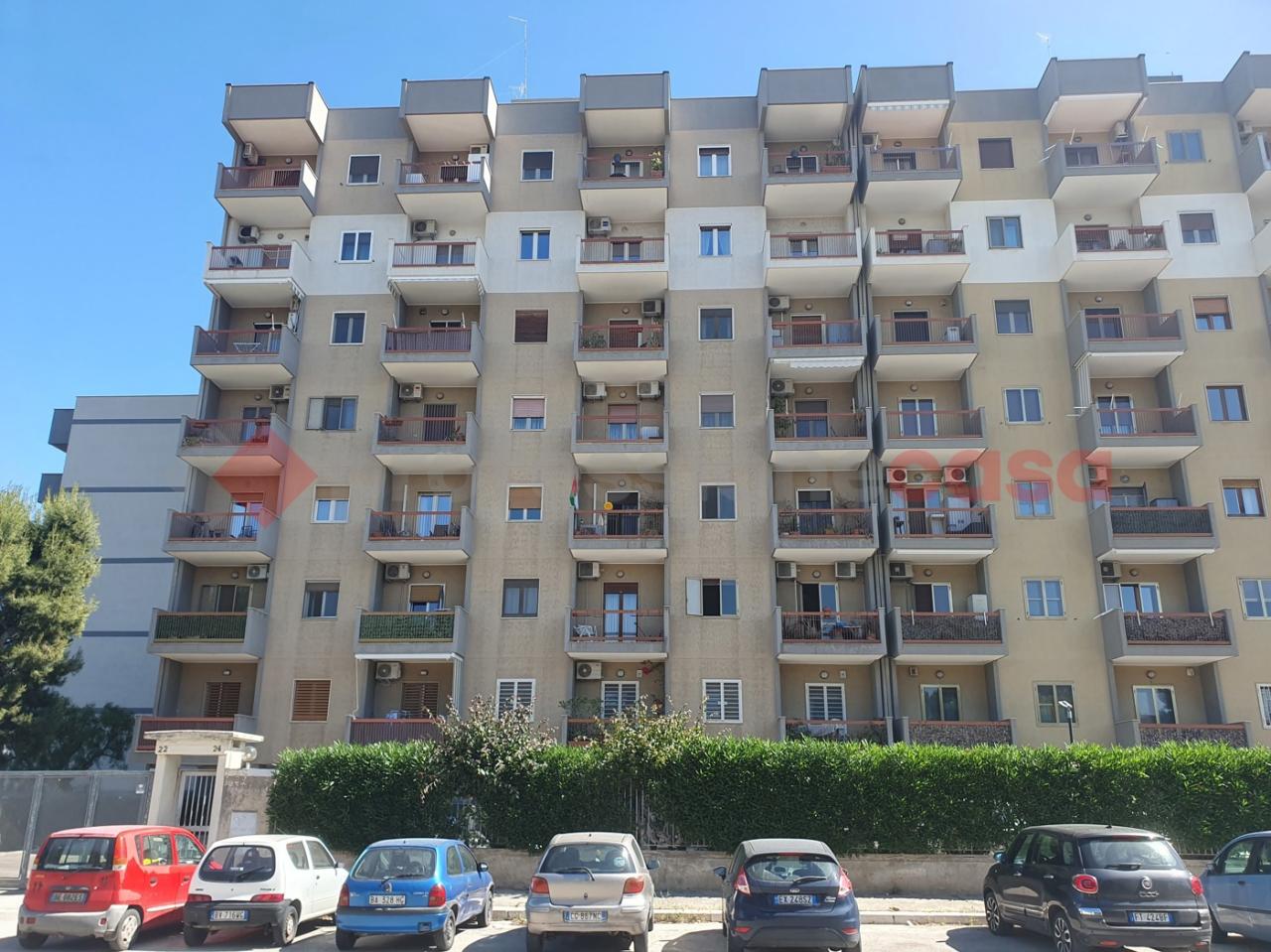 Rent Appartamento, Bari foto