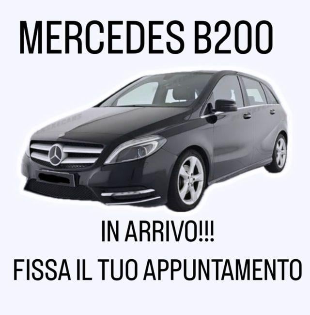 MERCEDES-BENZ B 200 Premium AUTOMATICA,XENO LED,RETROCAMERA,PELLE Benzina