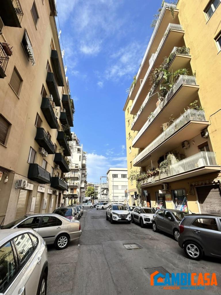 Renta Dos habitaciones, Palermo foto