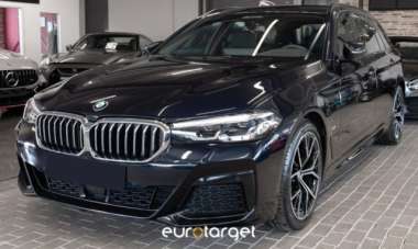 BMW 520 Elettrica/Diesel 2020 usata