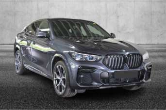 BMW X6 Elettrica/Diesel 2022 usata