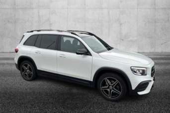 MERCEDES-BENZ GLB 200 Benzina 2021 usata