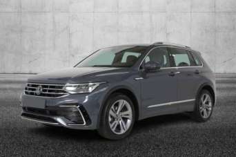 VOLKSWAGEN Tiguan Benzina 2023 usata