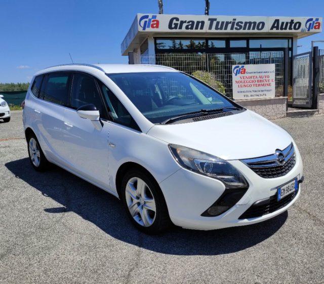 OPEL Zafira Tourer Metano 2012 usata, Roma foto