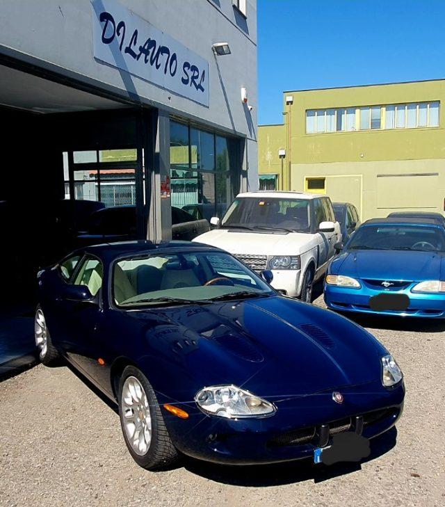 JAGUAR XKR Benzina 2000 usata foto